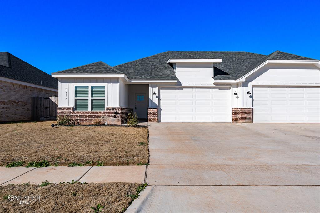 Airmens Lndg - Residential Lease