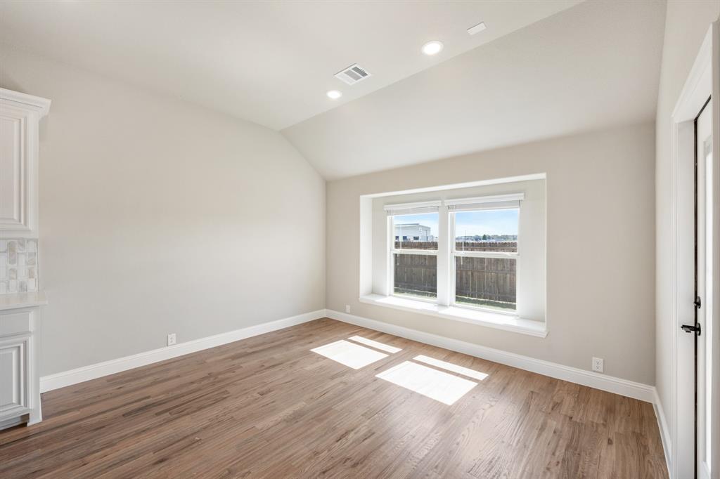 East Oak Creek 50-55 - Residential