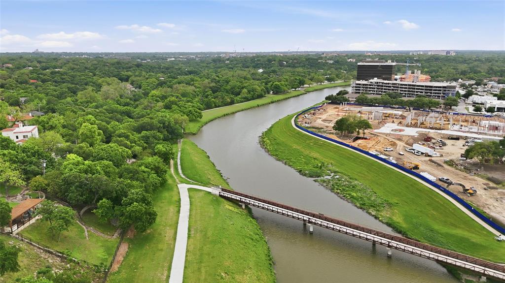 Mistletoe Heights Add - Residential