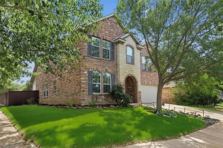 Photo 1 of 29 — 5016 Pebble Beach, Denton, TX 76208