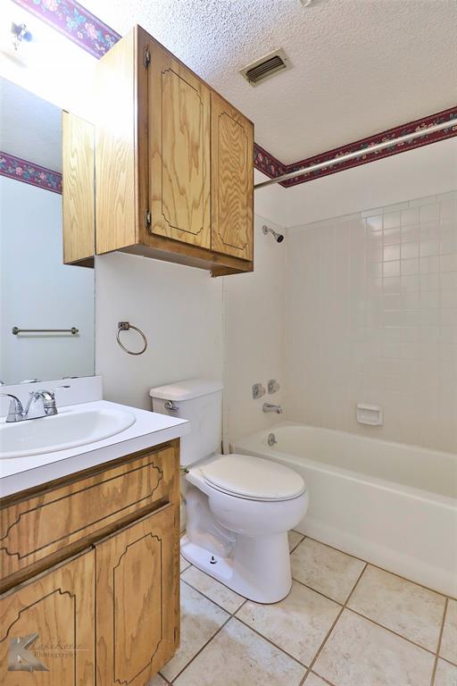 Mac Eplen - Residential Lease