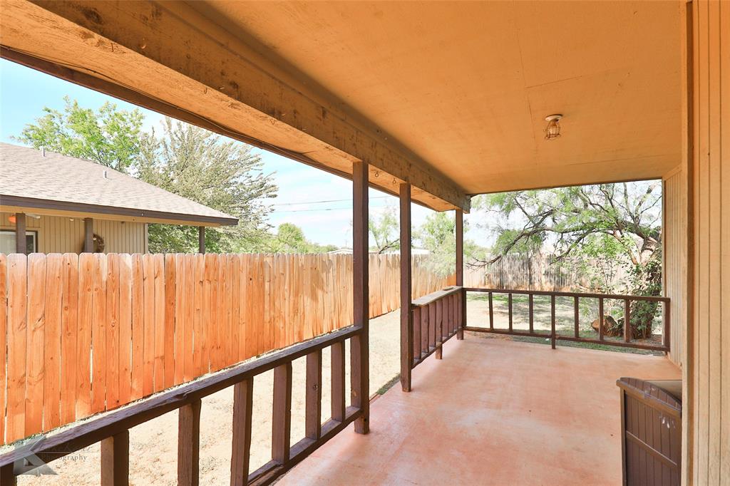 Mac Eplen - Residential Lease