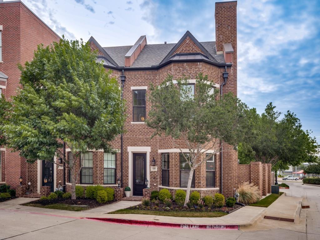 420 Crockett Circle