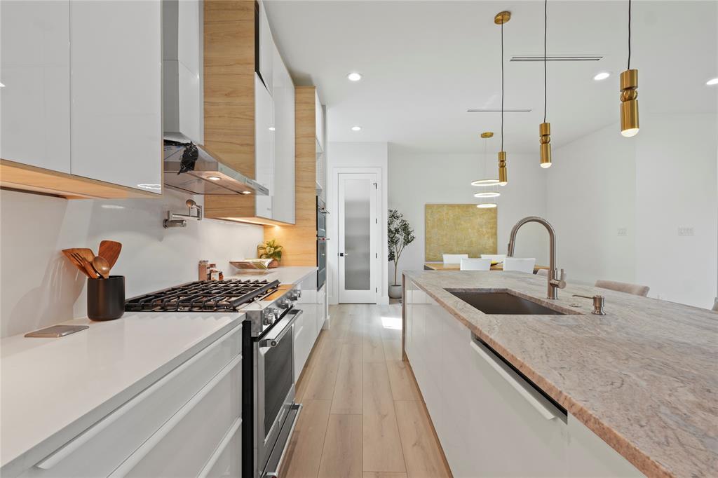 Roosevelt Manor 2nd Inst - Residential