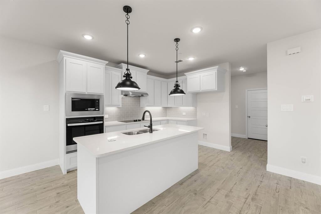 655 Sandiford Court