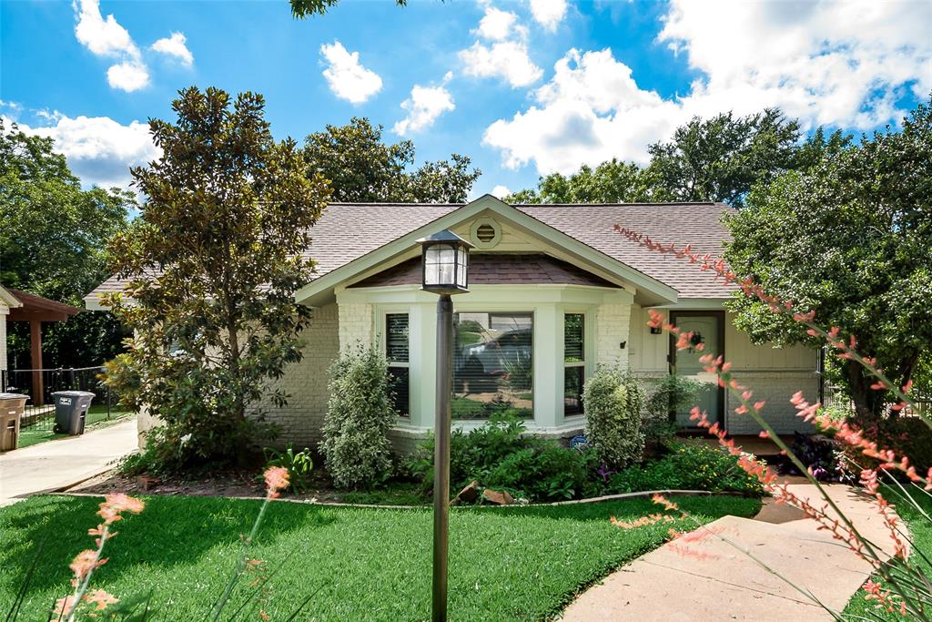 2536 Walsh Court