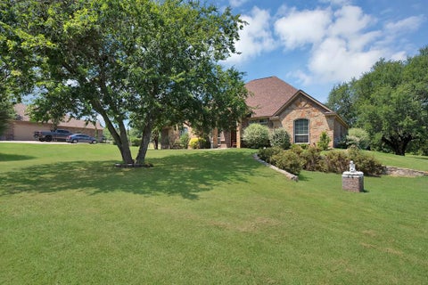 Photo of 112 Meadow Arbor Drive, Weatherford, TX 76085 (MLS # 21340509)