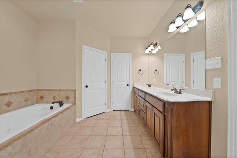 Tiny photo for 112 Meadow Arbor Drive, Weatherford, TX 76085 (MLS # 21340509)