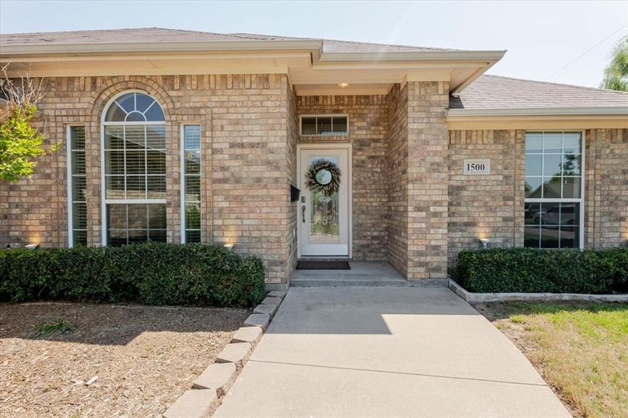 Welcome to this charming 3-bedroom, 2-bath home offering 1,380 square feet of comfortable living space, perfectly situated on a desirable corner lot in a lovely neighborhood. Step inside to find a bright and inviting interior featuring a spacious dining room with an elegant tray ceiling and an abundance of natural light throughout.
The well-designed layout includes three cozy bedrooms and two full bathrooms, offering both functionality and comfort. The home also boasts a full attic with ample storage space—perfect for keeping everything organized and out of sight.

Outside, enjoy the beautifully maintained yard with a built-in sprinkler system, ideal for effortless landscaping year-round. Whether you're relaxing indoors or entertaining outdoors, this home has everything you need in a warm, welcoming setting.

Don’t miss your chance to own this gem on a quiet, well-kept street!