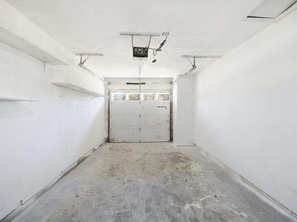 Lyndale #2 Ennis - Residential