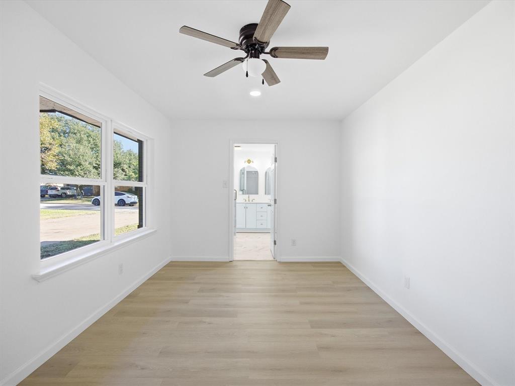 Lyndale #2 Ennis - Residential