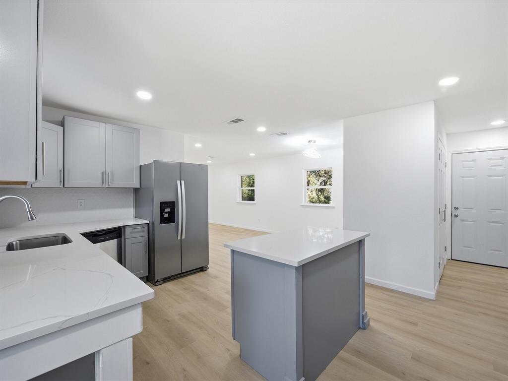 Lyndale #2 Ennis - Residential