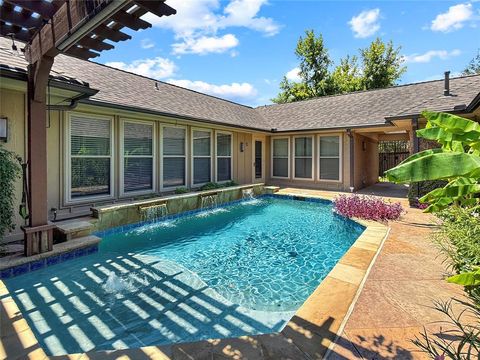 13027 Harkness Drive Dallas TX 75243