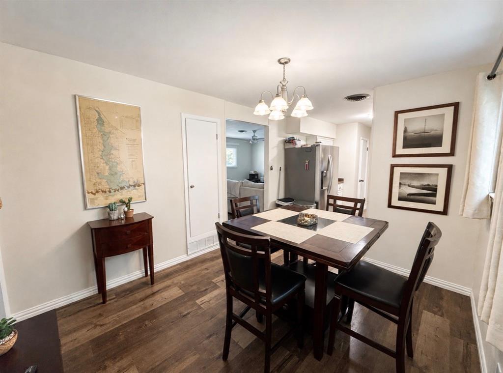 1109 Benbrook Terrace