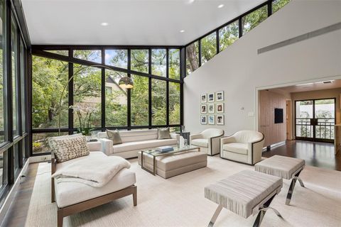 Tiny photo for 2103 Indian Creek Drive, Westover Hills, TX 76107 (MLS # 21077971)