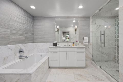 Tiny photo for 2103 Indian Creek Drive, Westover Hills, TX 76107 (MLS # 21077971)