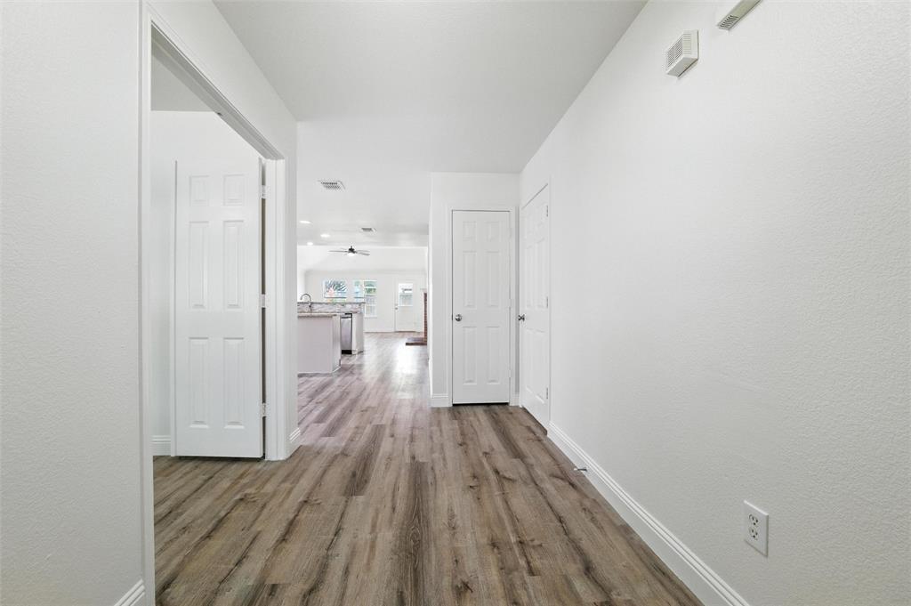 8828 Chisholm Trail