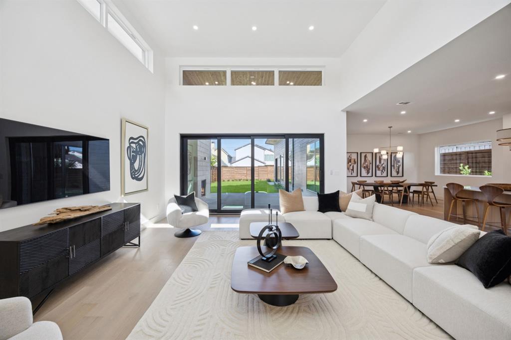 Ross Ave Annex - Residential