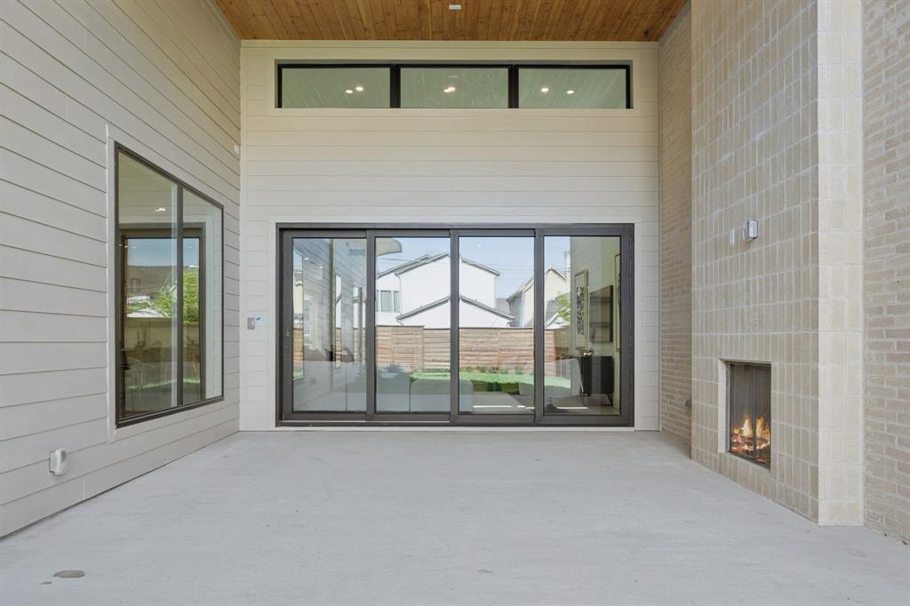 Ross Ave Annex - Residential