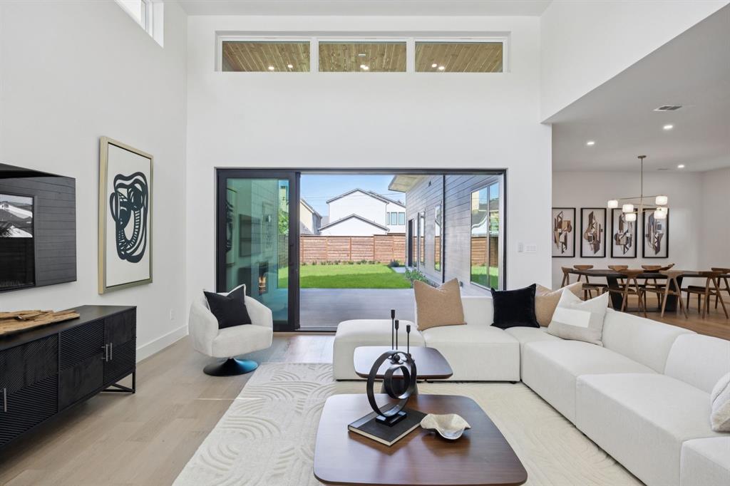 Ross Ave Annex - Residential