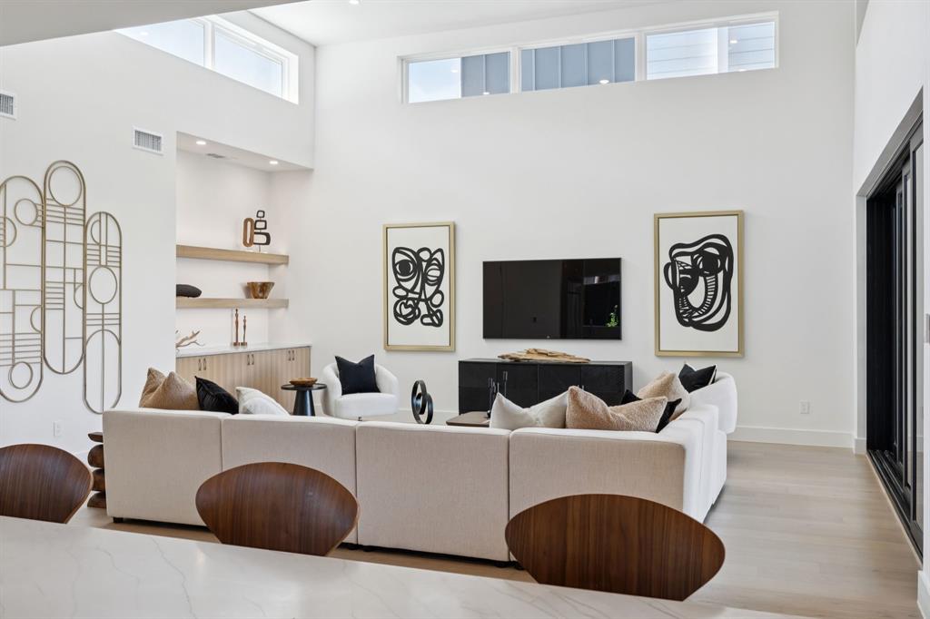 Ross Ave Annex - Residential