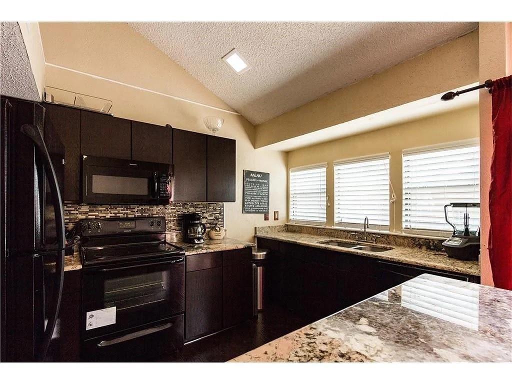 Villas At Valley Ranch Condos - Residential