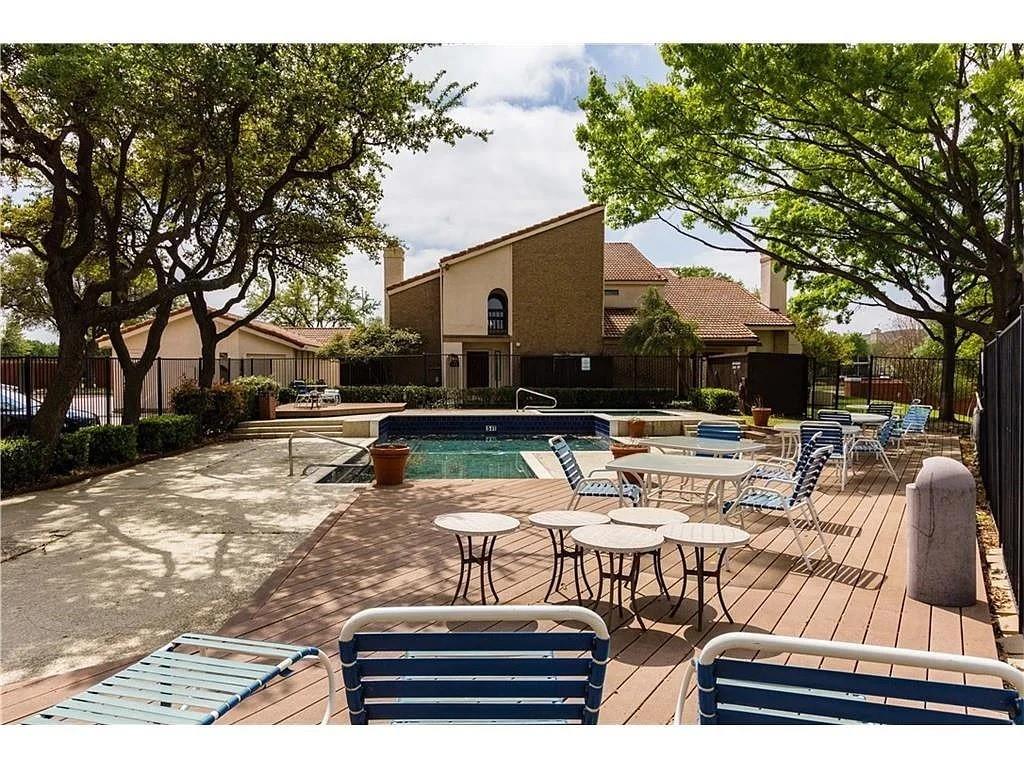 Villas At Valley Ranch Condos - Residential