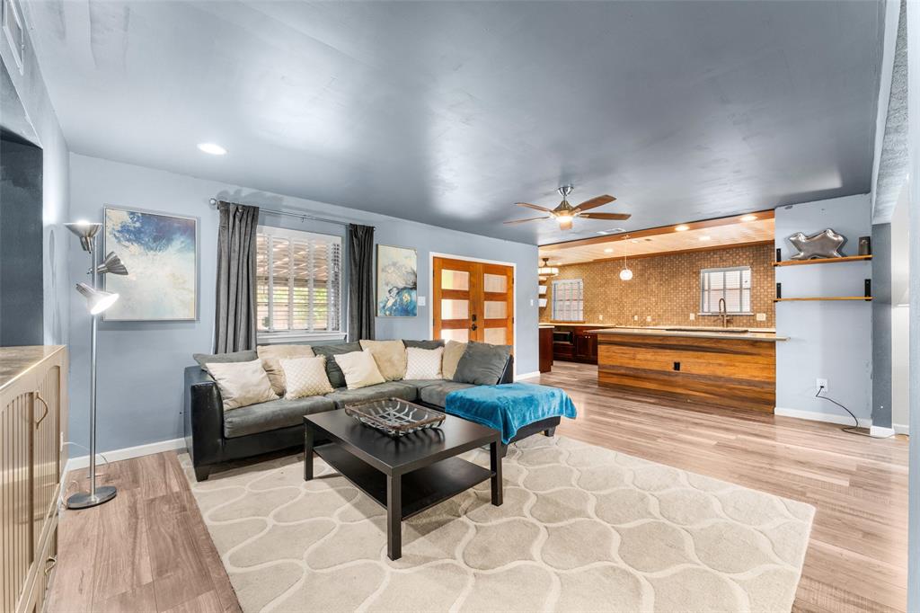 1225 Oak Meadows Drive