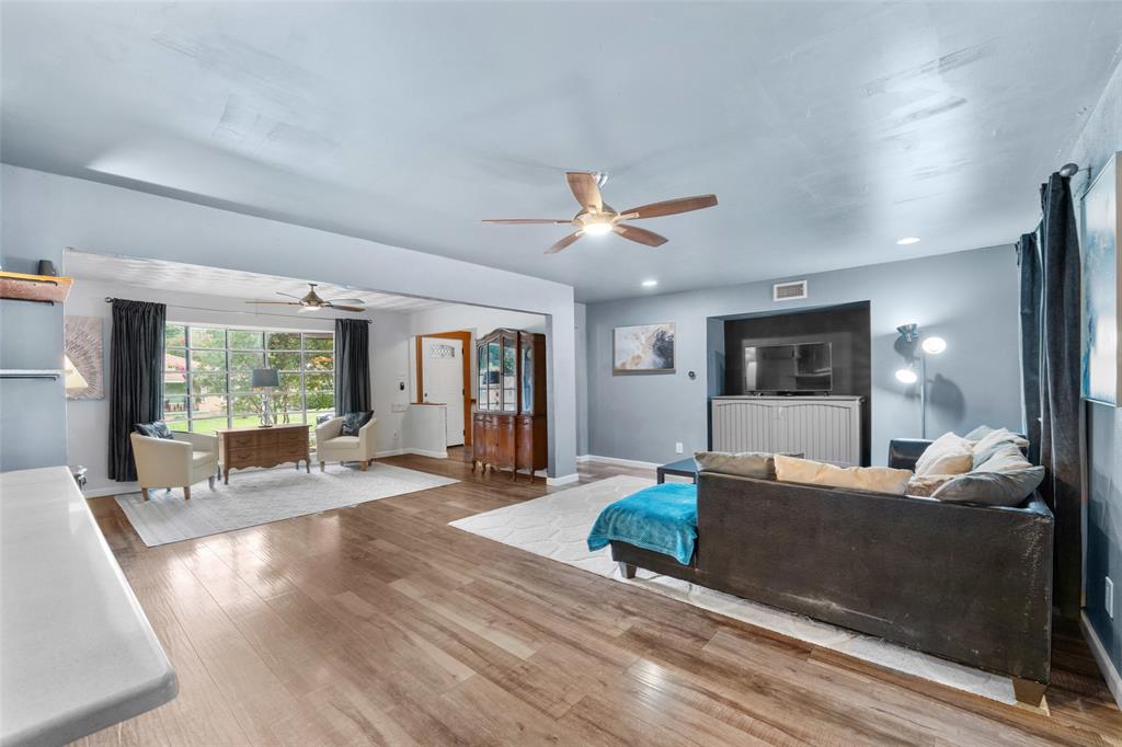 1225 Oak Meadows Drive