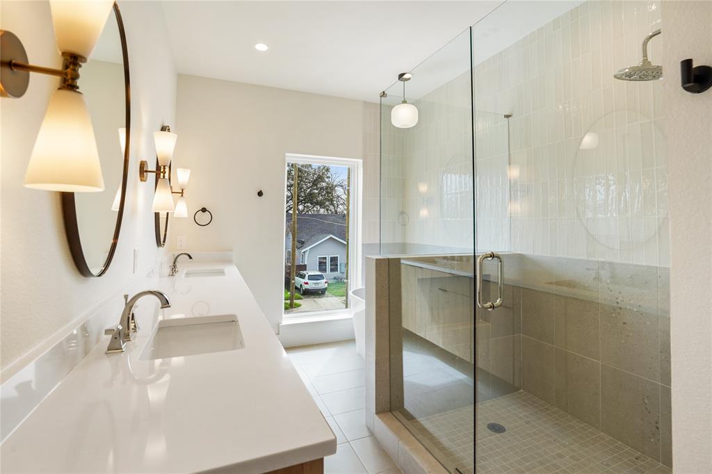 Mount Auburn - Residential