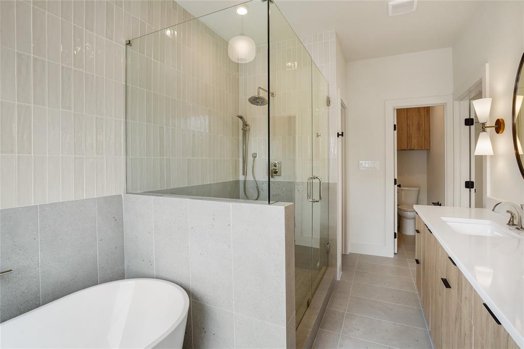 Mount Auburn - Residential