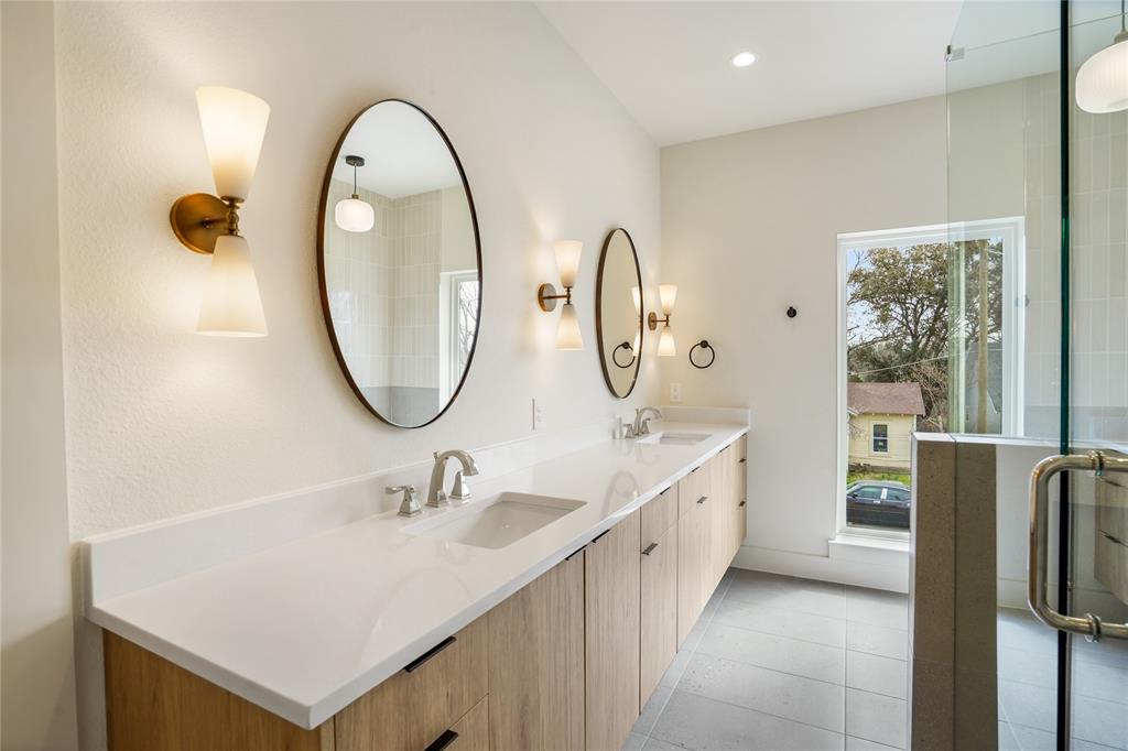 Mount Auburn - Residential