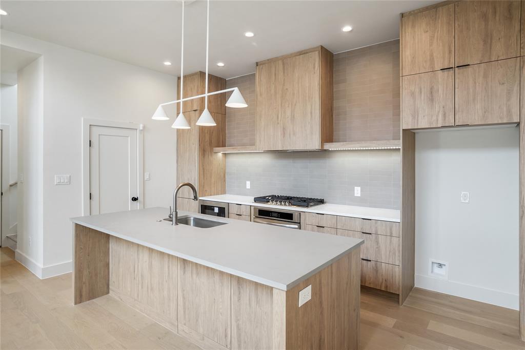 Mount Auburn - Residential