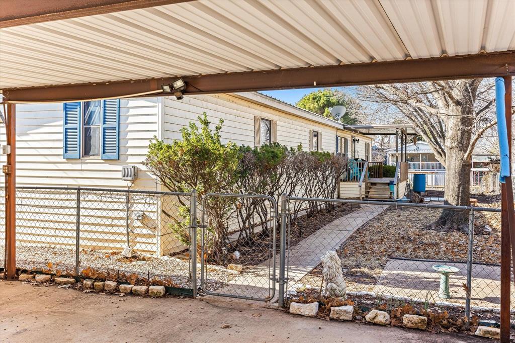 6526 Blue Water Court