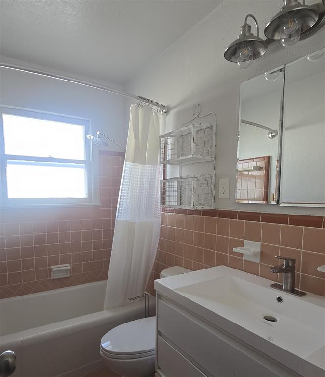 Cedar Crest Country Club Estates - Residential Lease