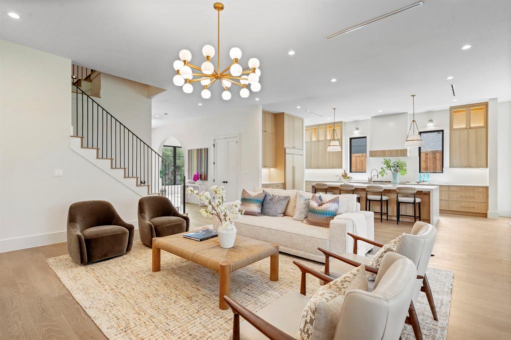 Llano Place - Residential