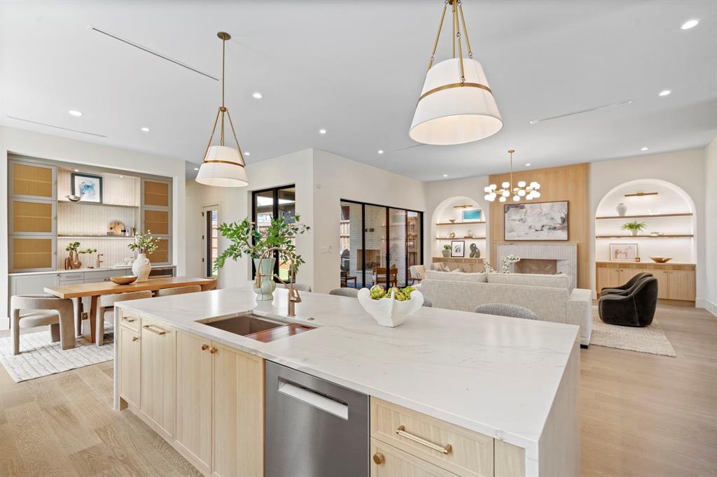 Llano Place - Residential