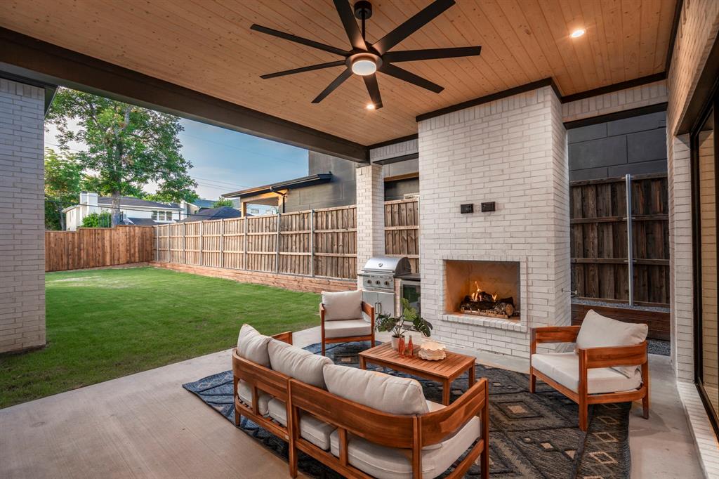 Llano Place - Residential