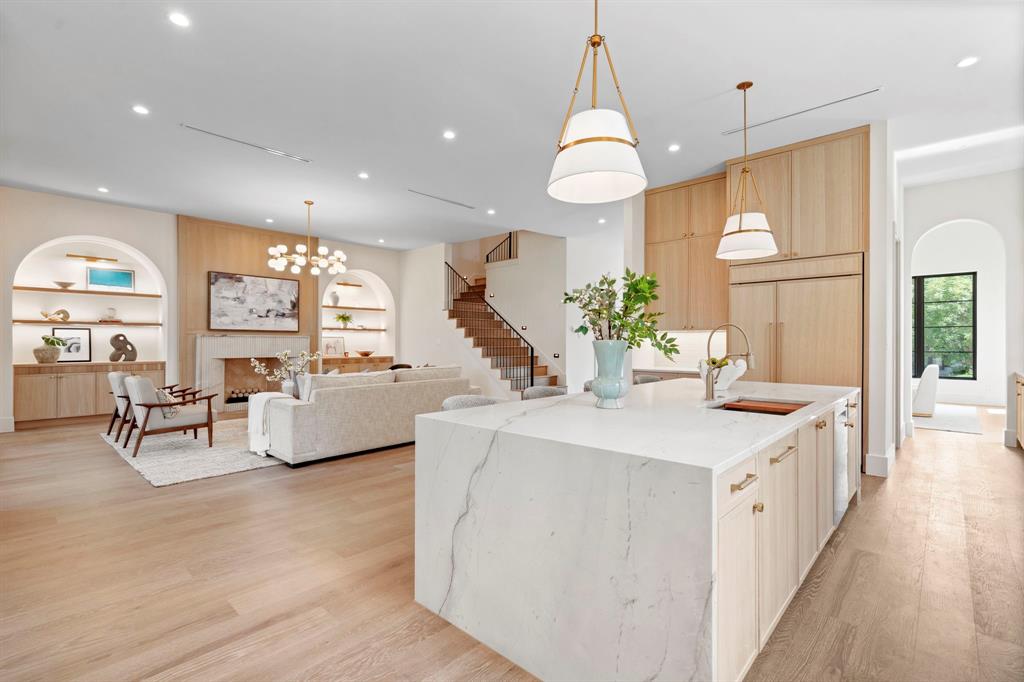 Llano Place - Residential