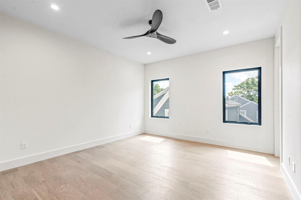 Llano Place - Residential