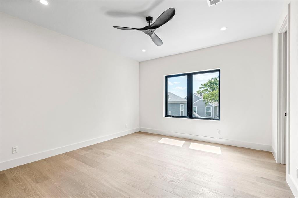 Llano Place - Residential