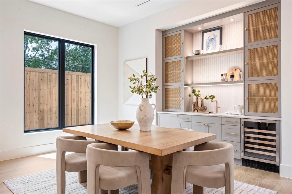 Llano Place - Residential