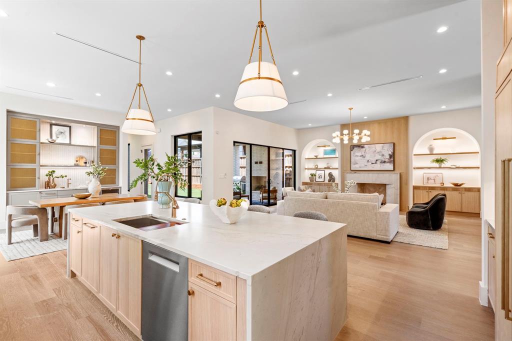 Llano Place - Residential