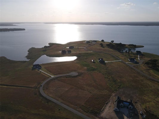 330 SAILVIEW CT, HONEY GROVE, TX 75446 - Image b44e394b6b221fc66f044d1beaa4be8e/3634747913