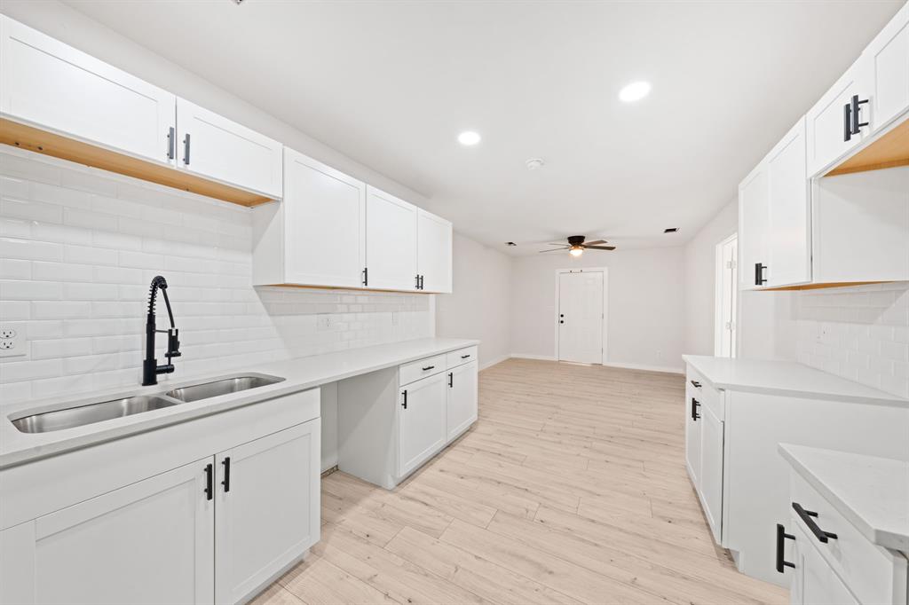 2731 Fordham Road
