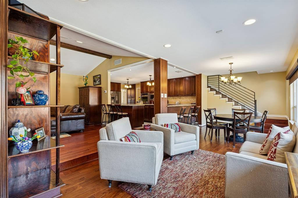 Schreiber Manor 02 Instl - Residential