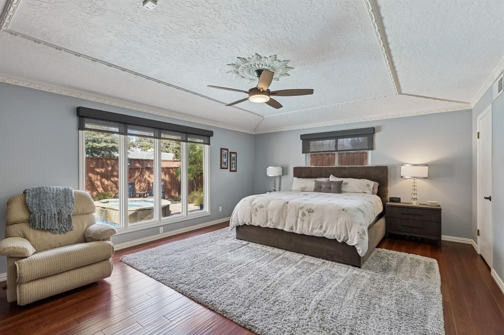 Schreiber Manor 02 Instl - Residential