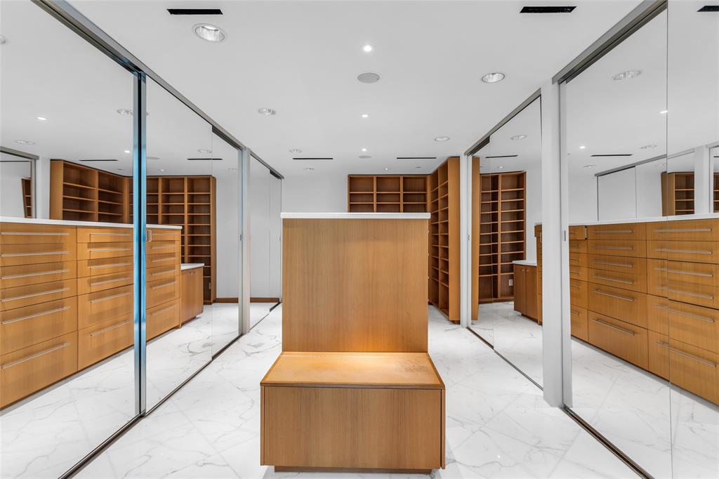 The Estates At Tour 18 Sec 3 - Residential