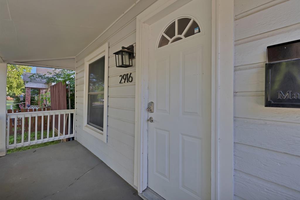 2916 Livingston Avenue