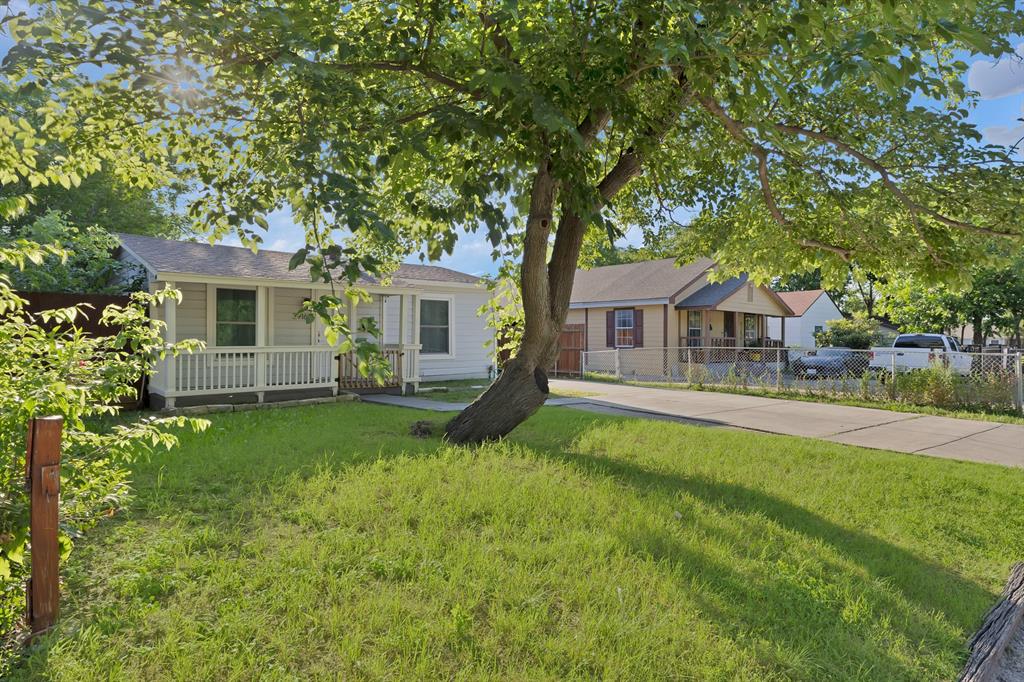 2916 Livingston Avenue